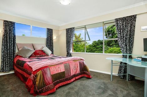 Photo of property in 23 Vista Crescent, Maoribank, Upper Hutt, 5018