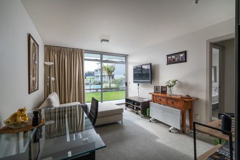 Photo of property in 300 Lake Terrace, Two Mile Bay, Taupo, 3330