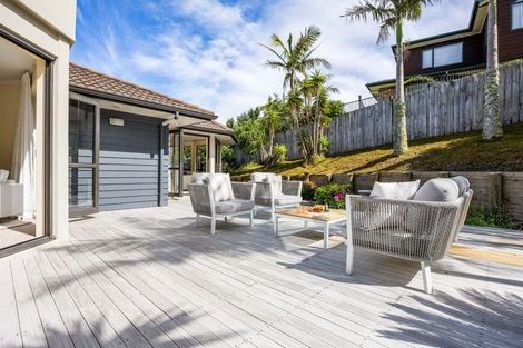 Photo of property in 22 Ballymore Drive, Pinehill, Auckland, 0632