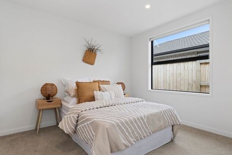 Photo of property in 19 Harding Drive, Papamoa Beach, Papamoa, 3118