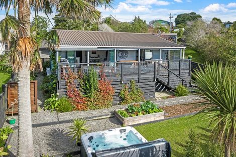 Photo of property in 5b Kauri Road, Stanmore Bay, Whangaparaoa, 0932