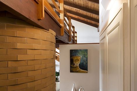 Photo of property in 6 Redoubt Road, Goodwood Heights, Auckland, 2105