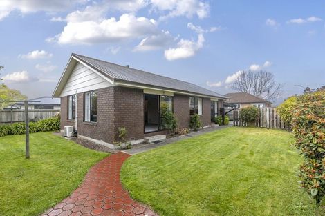 Photo of property in 2/21 Dunedin Street, Redwood, Christchurch, 8051