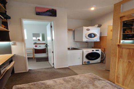 Photo of property in 17 Kedah Street, Miramar, Wellington, 6022