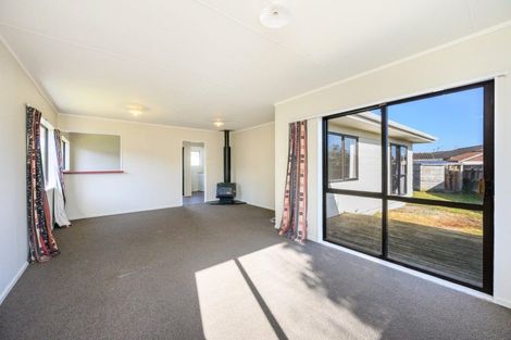 Photo of property in 67 Geraldine Crescent, Cloverlea, Palmerston North, 4412