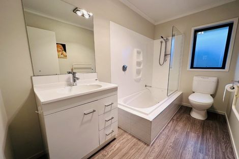 Photo of property in 13 Goulds Road, Rolleston, 7615