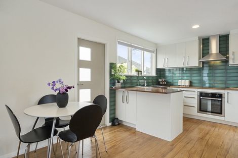 Photo of property in 3f4- Fortune Lane, Trentham, Upper Hutt, 5018
