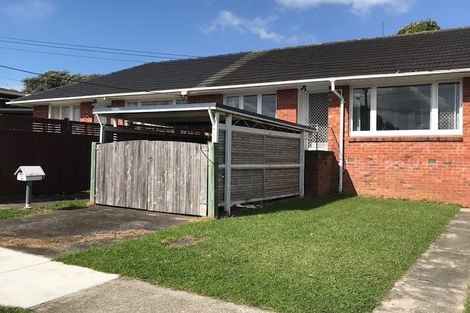 Photo of property in 4a/2 Corrella Road, Belmont, Auckland, 0622