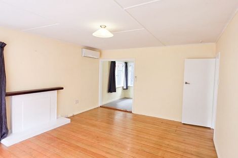 Photo of property in 52 Sunny Grove, Wainuiomata, Lower Hutt, 5014