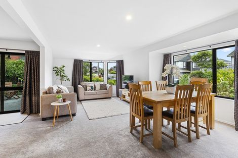 Photo of property in 5 Shastri Terrace, Khandallah, Wellington, 6035