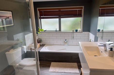 Photo of property in 28b Philomel Crest, Welcome Bay, Tauranga, 3112