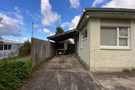 Photo of property in 73a Target Road, Totara Vale, Auckland, 0629