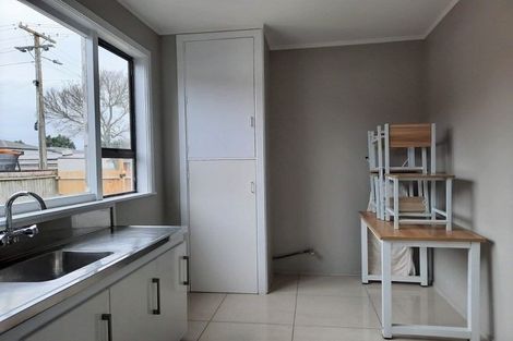 Photo of property in 12 Allenby Road, Papatoetoe, Auckland, 2025