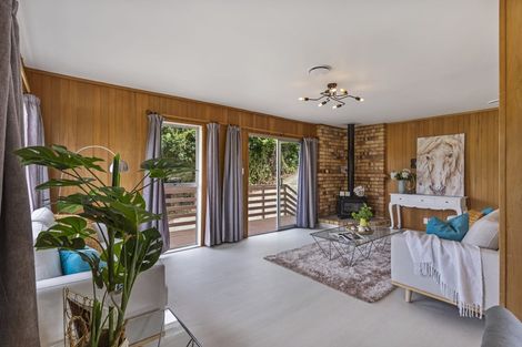 Photo of property in 1/65 Girrahween Drive, Totara Vale, Auckland, 0629