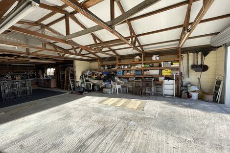 Photo of property in 22 Lyndhurst Street, Westport, 7825