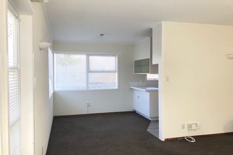 Photo of property in 2/8 Waterloo Street, Howick, Auckland, 2014