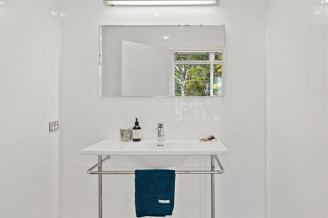 Photo of property in 28 Matheson Bush Road, Leigh, 0985