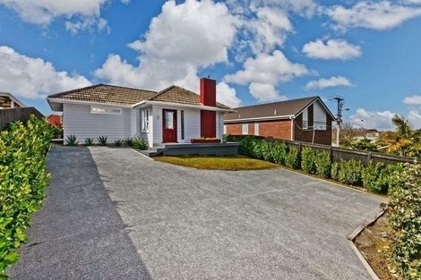 Photo of property in 120 Lake Road, Belmont, Auckland, 0622