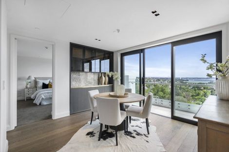 Photo of property in 121 Glenbervie Drive, Glenbervie, 0173