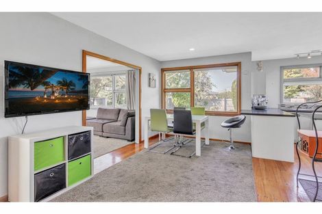 Photo of property in 75 Kowhai Avenue, Rangiora, 7400