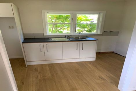 Photo of property in 3 Hill Grove, Naenae, Lower Hutt, 5011