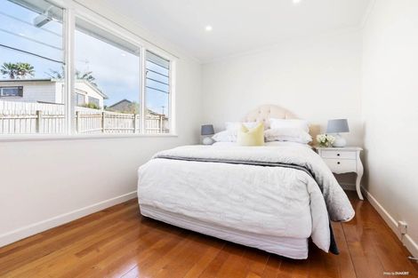 Photo of property in 49g Lancaster Road, Beach Haven, Auckland, 0626