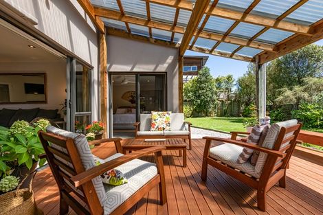 Photo of property in 11 Port Lane, Whitby, Porirua, 5024