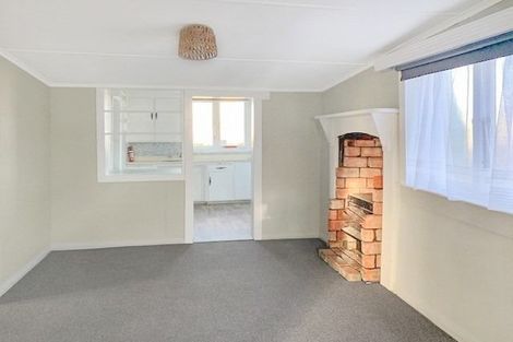 Photo of property in 46 Pratt Avenue, Foxton Beach, Foxton, 4815