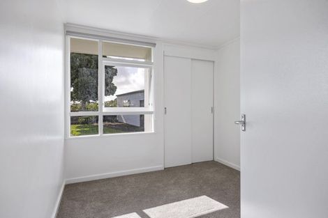 Photo of property in 6 Calgher Avenue, Waitara, 4320