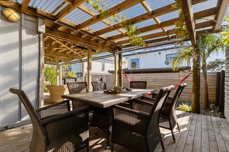 Photo of property in 988 Papamoa Beach Road, Papamoa Beach, Papamoa, 3118
