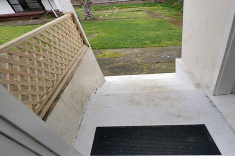 Photo of property in 42 Kamahi Street, Stokes Valley, Lower Hutt, 5019