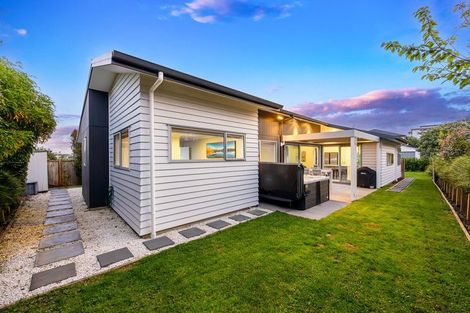 Photo of property in 3 Greenlink Rise, Long Bay, Auckland, 0630