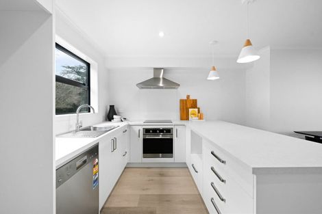 Photo of property in 6/12 Ruakiwi Road, Hamilton Lake, Hamilton, 3204