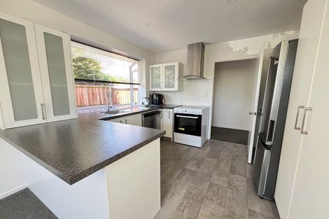 Photo of property in 10 Argo Place, Casebrook, Christchurch, 8051