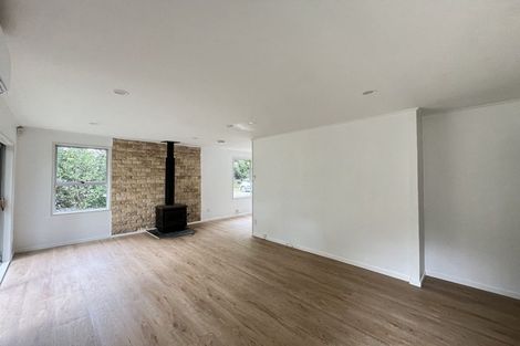 Photo of property in 11 Kilcar Place, Massey, Auckland, 0614