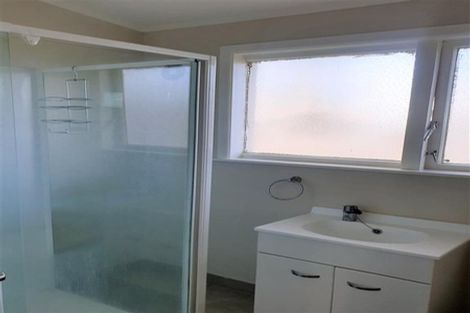 Photo of property in 1/312 Massey Road, Mangere East, Auckland, 2024