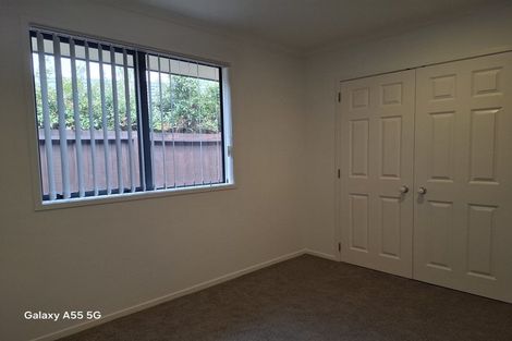 Photo of property in 4 Shiraz Place, Henderson, Auckland, 0612
