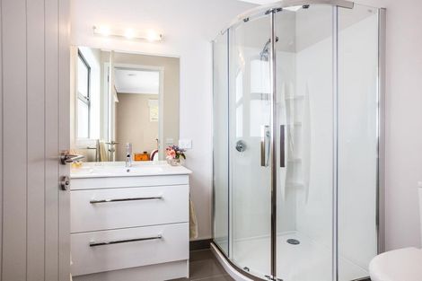 Photo of property in 6 Shoal Place, Whitby, Porirua, 5024