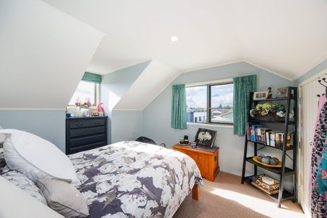 Photo of property in 25 Pirie Street, Palmerston North, 4410