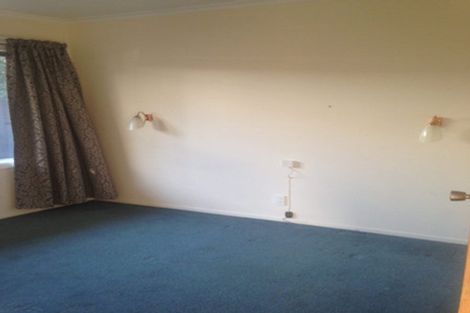 Photo of property in 77 Memorial Avenue, Ilam, Christchurch, 8053