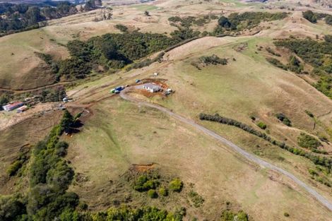 Photo of property in 13 Edwards Avenue, Henderson, Auckland, 0610