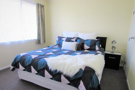 Photo of property in 13 Driver Crescent, Cannons Creek, Porirua, 5024