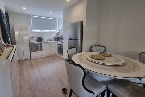 Photo of property in 7/12 Tawa Road, Te Atatu Peninsula, Auckland, 0610