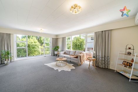 Photo of property in 288 Riverside Drive, Waterloo, Lower Hutt, 5011