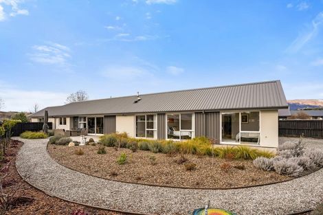 Photo of property in 7 Mallard Street, Albert Town, Wanaka, 9305