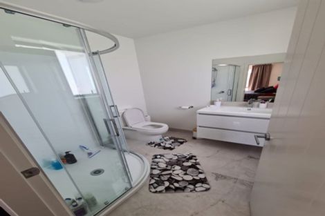 Photo of property in 10 Bridford Way, Paraparaumu, 5032