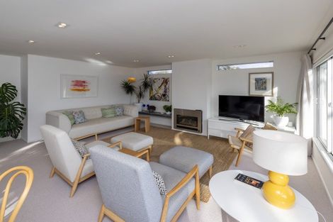 Photo of property in 5 Wharemauku Road, Raumati Beach, Paraparaumu, 5032