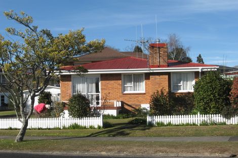 Photo of property in 2a Garthwood Road, Hillcrest, Hamilton, 3216