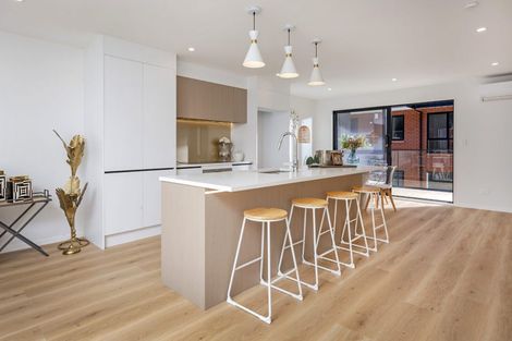 Photo of property in 1/26 Morton Avenue, Forrest Hill, Auckland, 0620