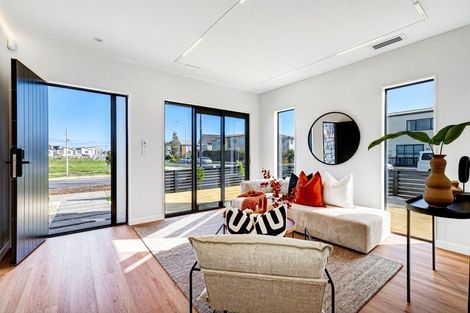 Photo of property in 1 Sails Road, Hobsonville, Auckland, 0616